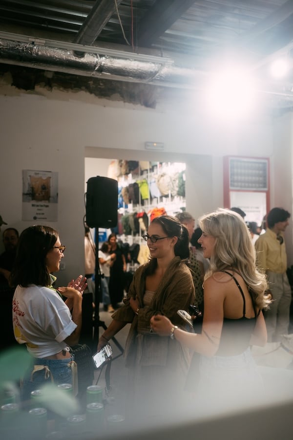 Nalaďte se na atmosféru večera v naší fotogalerii