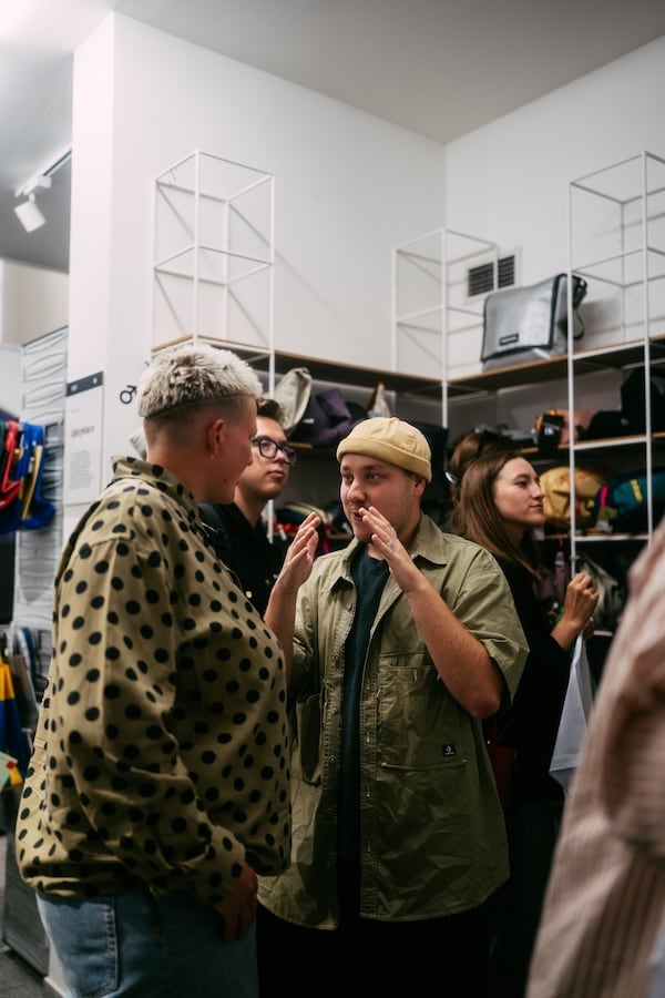 Nalaďte se na atmosféru večera v naší fotogalerii