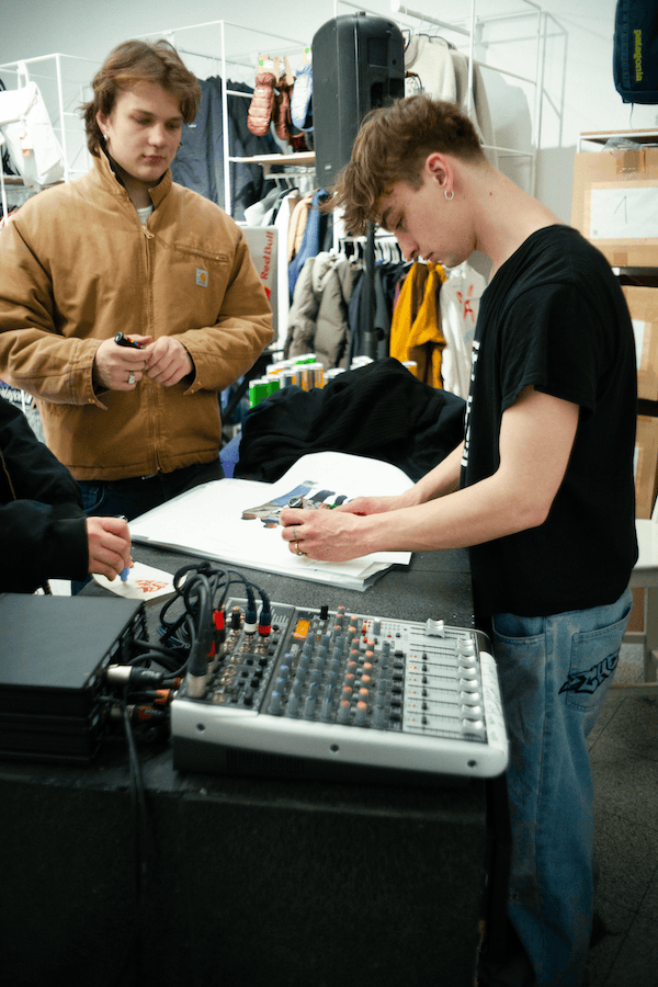 Gufrau release party galerie